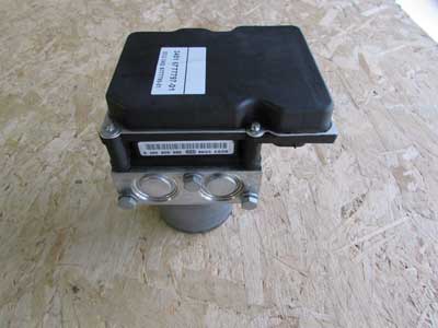 BMW Anti Lock Brake System ABS Pump and Control Module 34526777799 525i 530i 550i 650i E60 E634